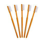 Крем, зубні щітки та пасти